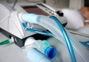 Sistemas e componentes críticos para a fabricação de ventiladores pulmonares
